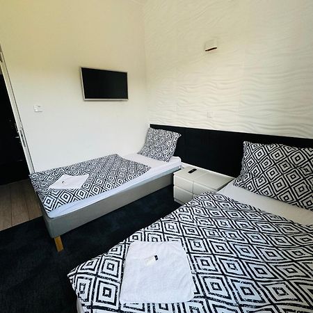 Hotel Lesny Korne Экстерьер фото
